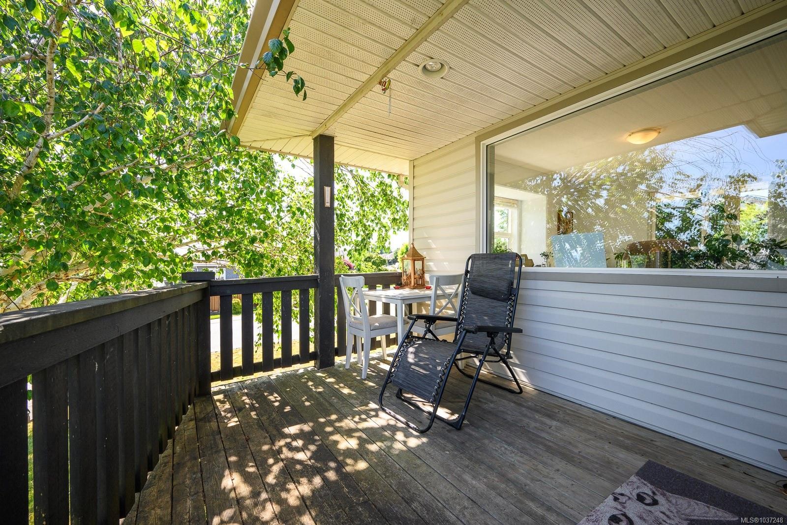 678 Nelson Rd, Campbell River, BC