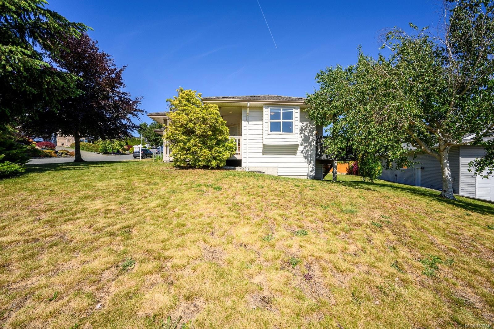 678 Nelson Rd, Campbell River, BC