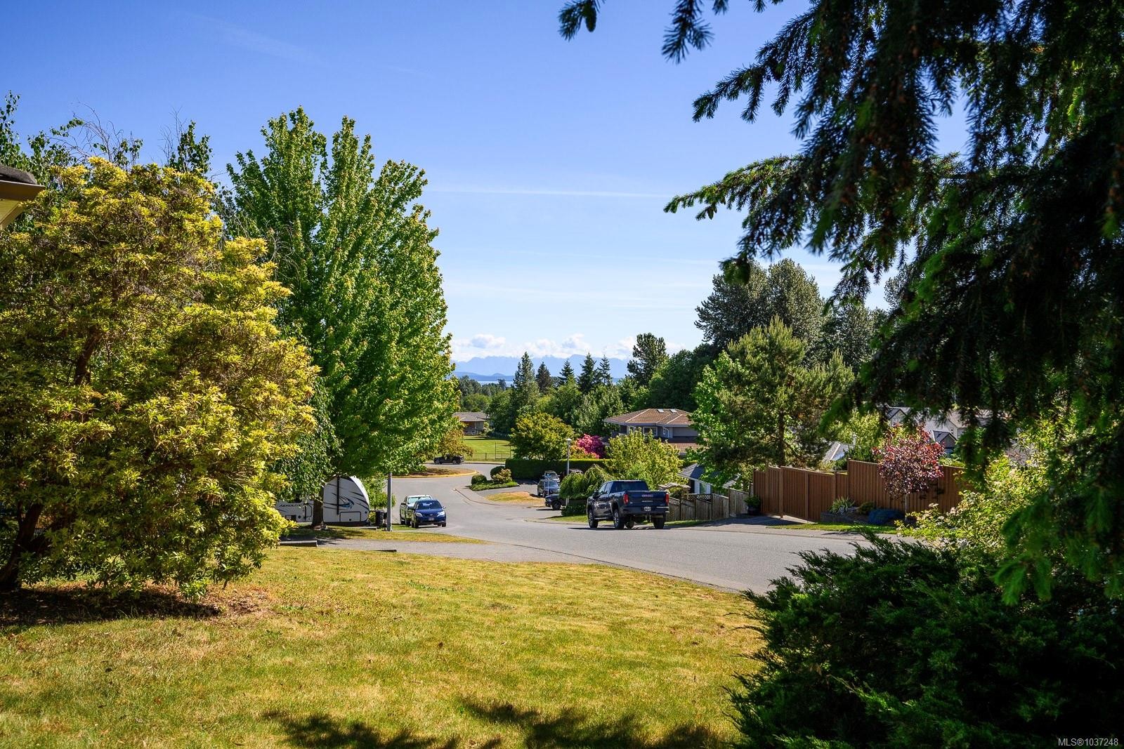 678 Nelson Rd, Campbell River, BC