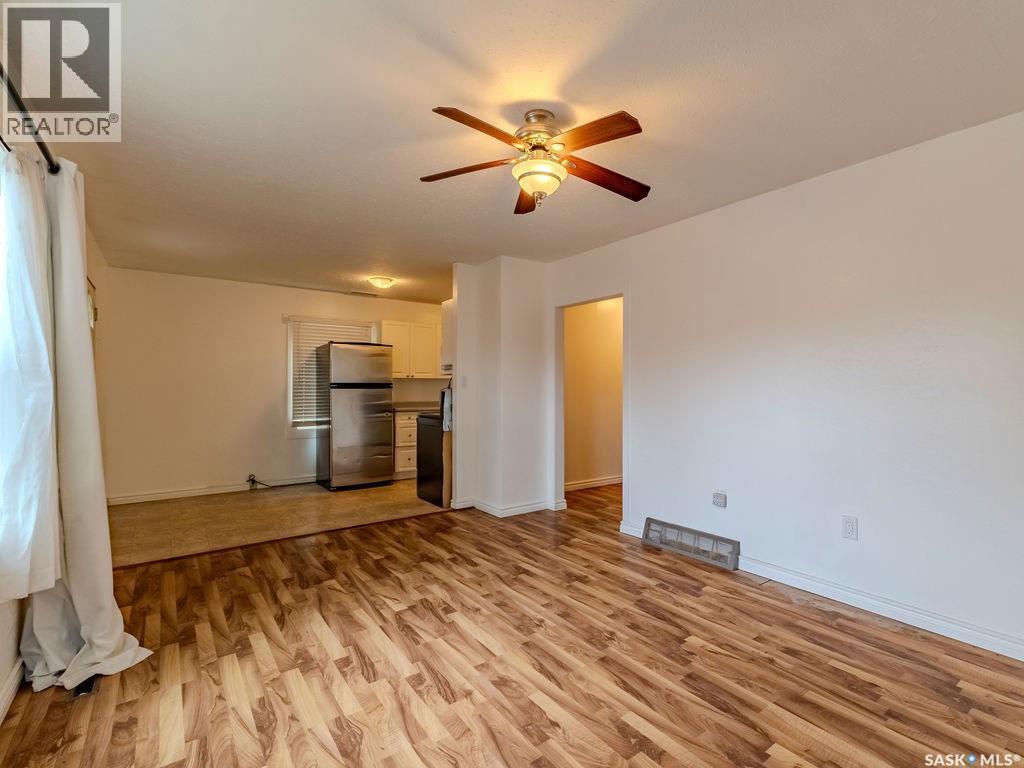 9 Minto Place, Saskatoon, SK - Indoor