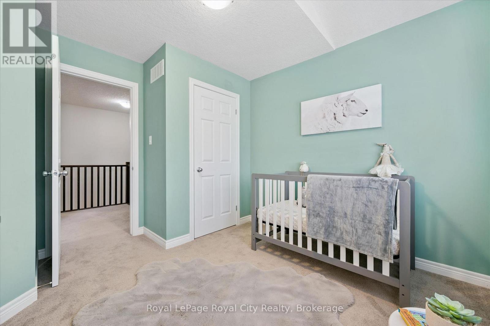 5 Sandybay Avenue, Kitchener, ON - Indoor Photo Showing Bedroom
