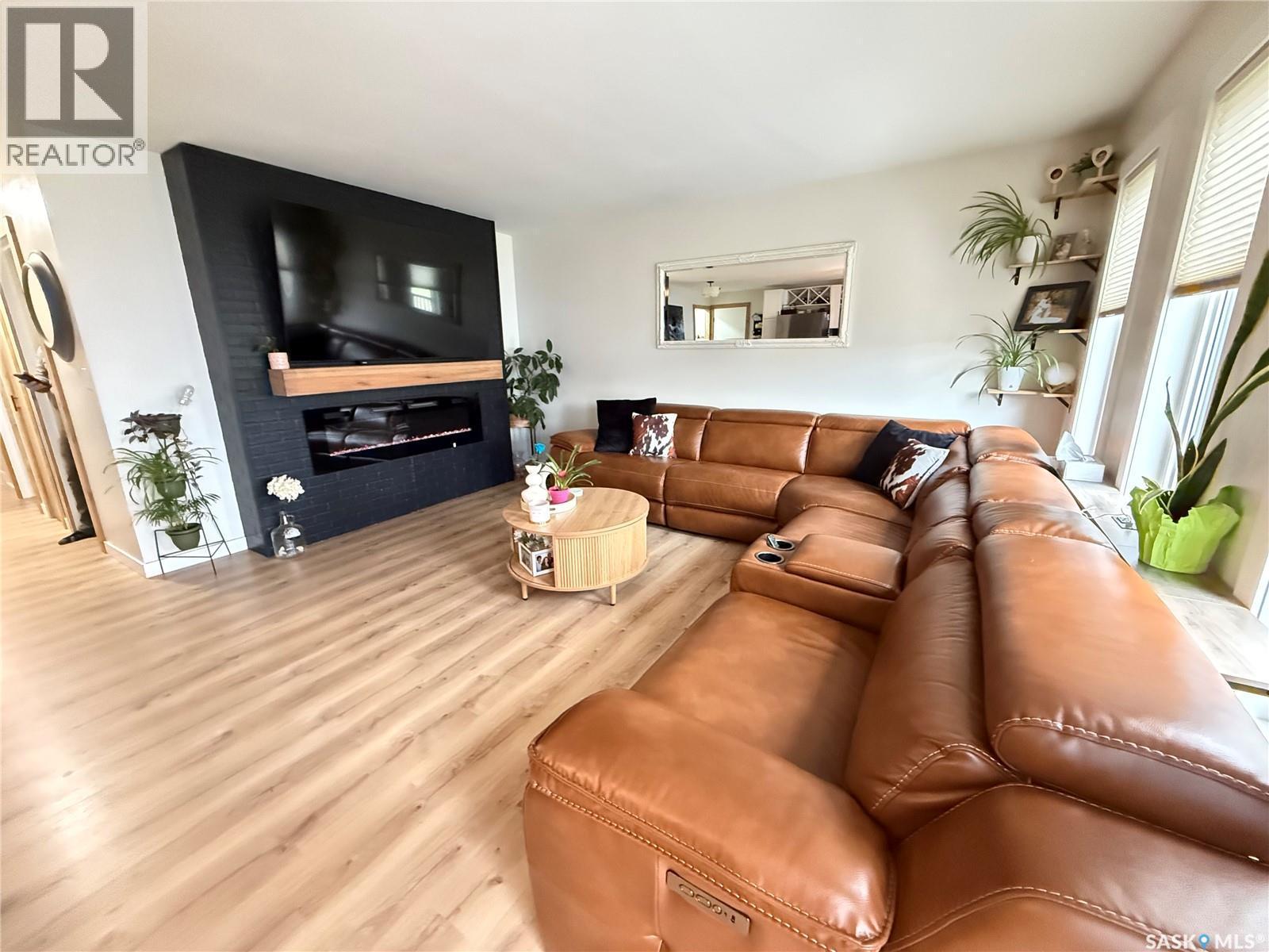 409 Brooks Road, Estevan, SK