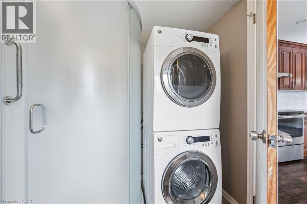 49 Overlea Drive, Kitchener, ON - Indoor Photo Showing Laundry Room