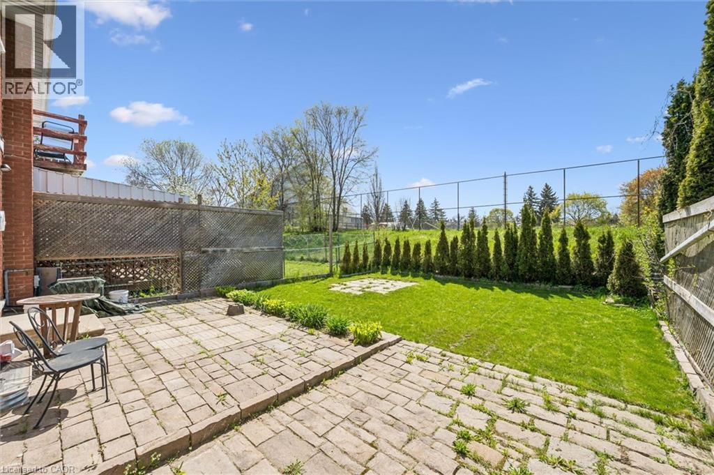 49 Overlea Drive, Kitchener, ON - Outdoor