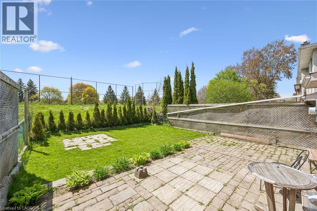 49 Overlea Drive, Kitchener, ON - Outdoor