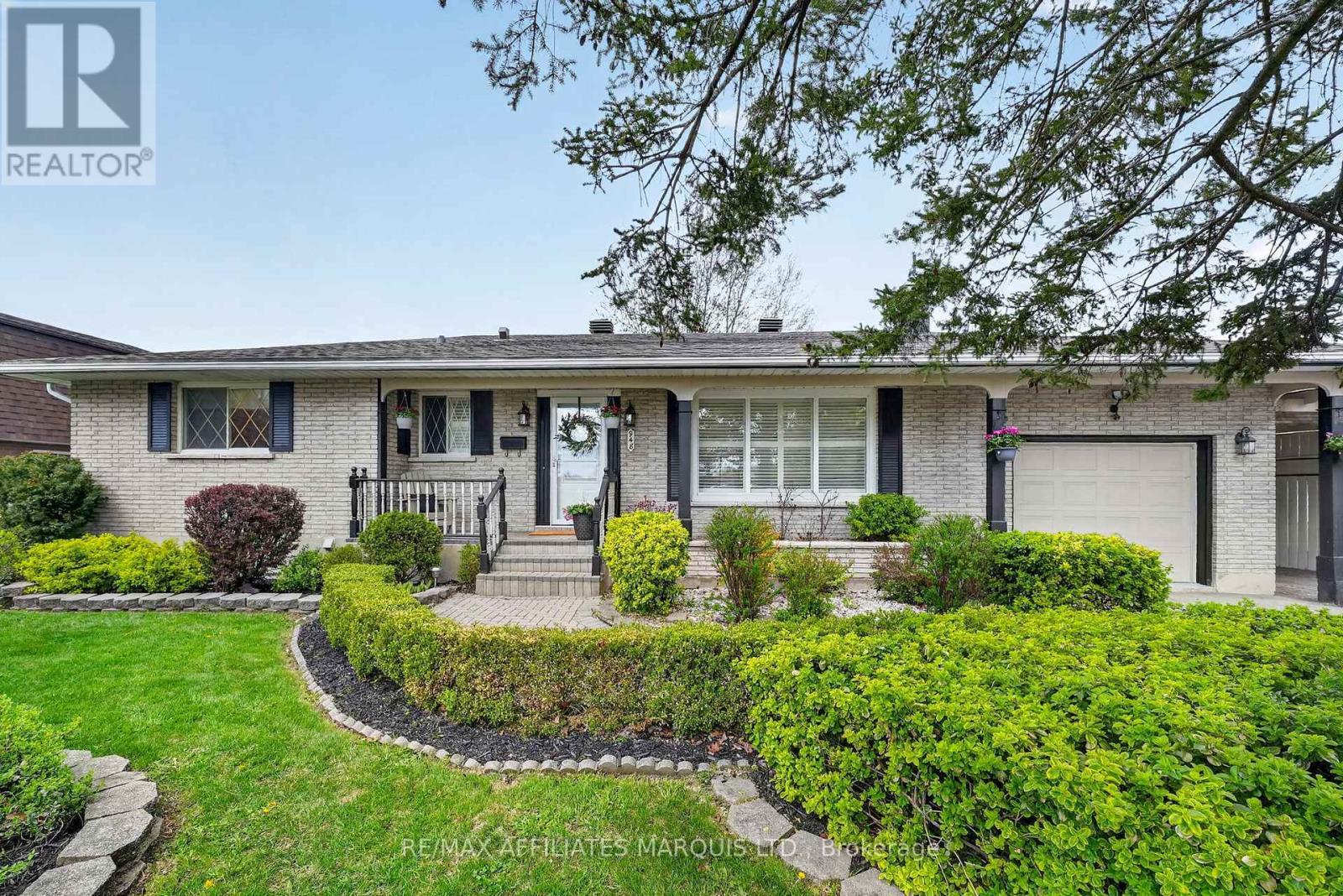 948 Fourth Street E, Cornwall, ON - Outdoor With Facade