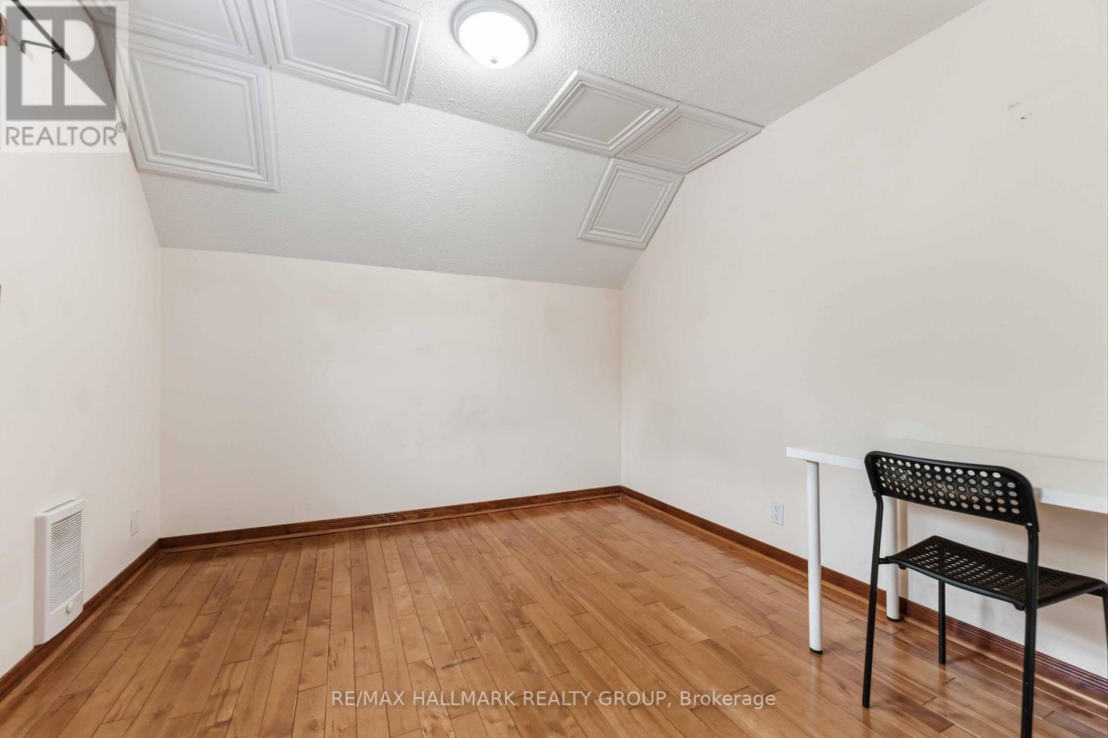 24 Patro Street, Ottawa, ON - Indoor Photo Showing Other Room