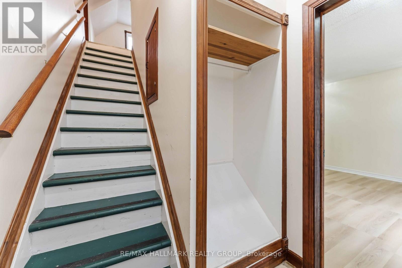 24 Patro Street, Ottawa, ON - Indoor Photo Showing Other Room
