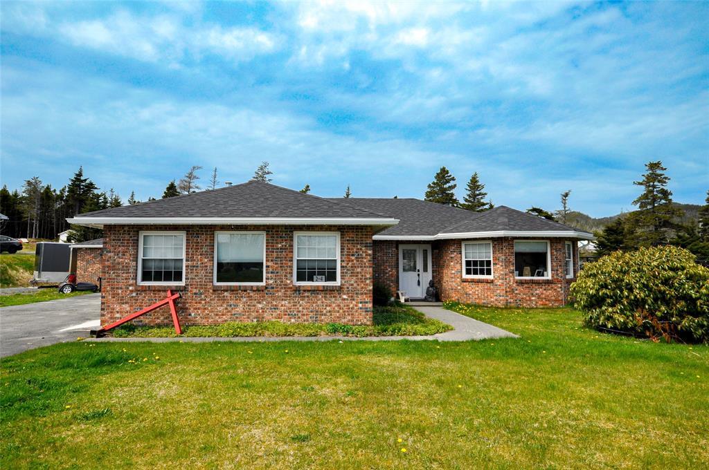 2-4 Burntwoods Place, Placentia, NL