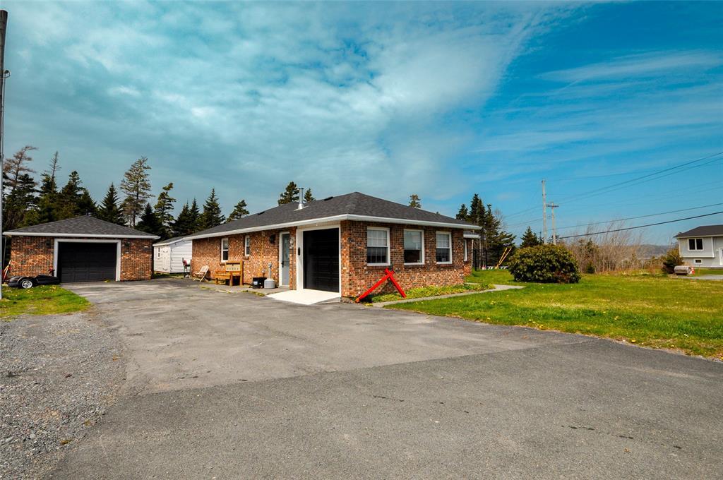 2-4 Burntwoods Place, Placentia, NL