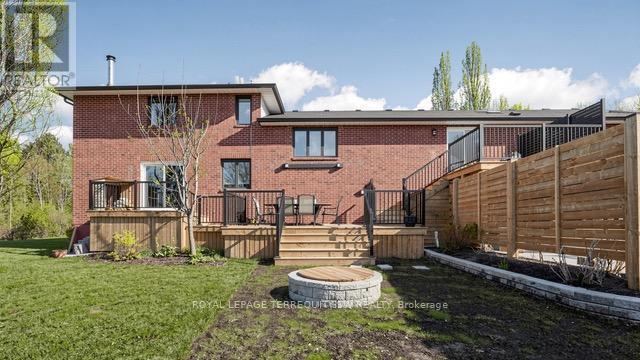 Main - 9 Gilbert Drive, Aurora, ON - Outdoor With Deck Patio Veranda With Exterior