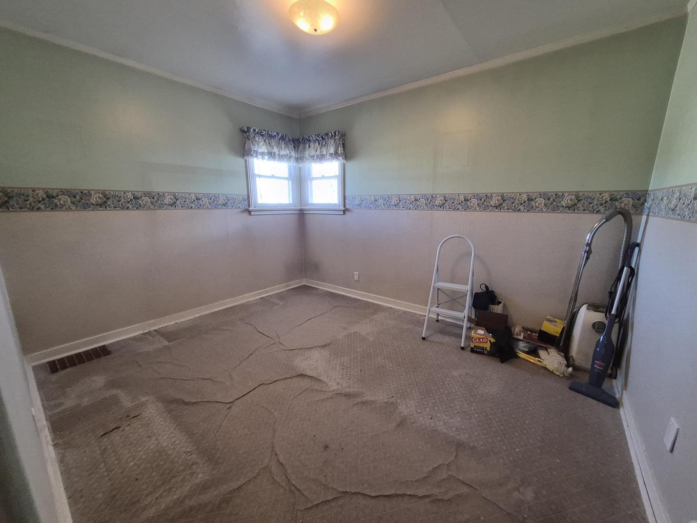 2 Laurier Ave, Terrace Bay, ON - Indoor