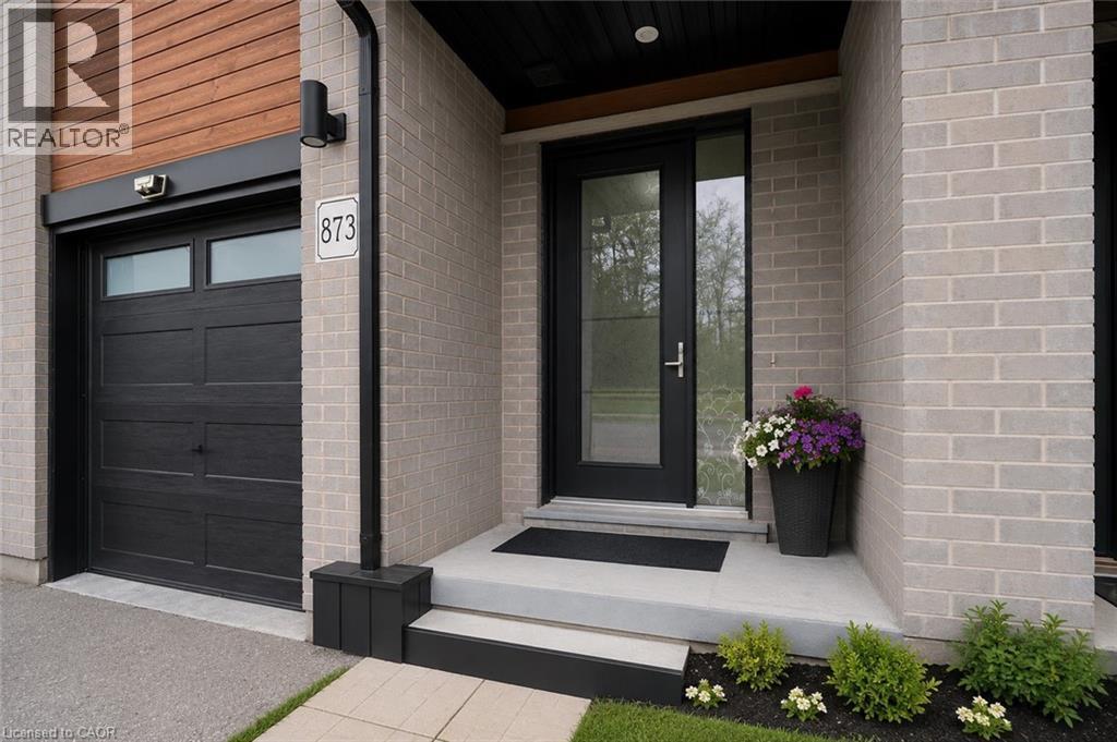 873 Robert Ferrie Drive, Kitchener, ON - Outdoor With Exterior
