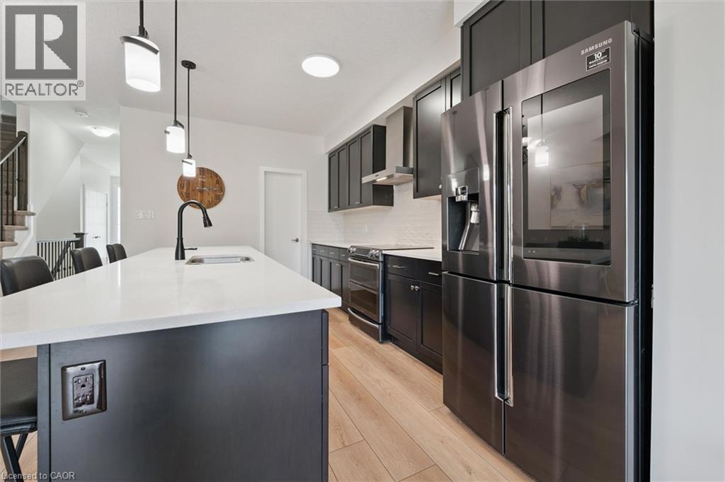 873 Robert Ferrie Drive, Kitchener, ON - Indoor Photo Showing Kitchen With Upgraded Kitchen