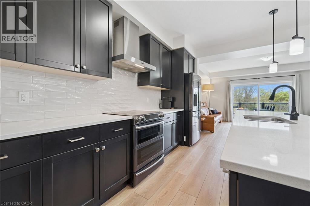 873 Robert Ferrie Drive, Kitchener, ON - Indoor Photo Showing Kitchen With Upgraded Kitchen