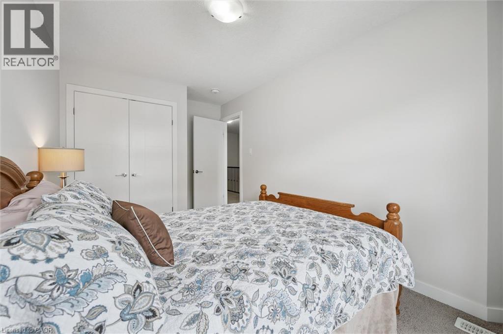873 Robert Ferrie Drive, Kitchener, ON - Indoor Photo Showing Bedroom
