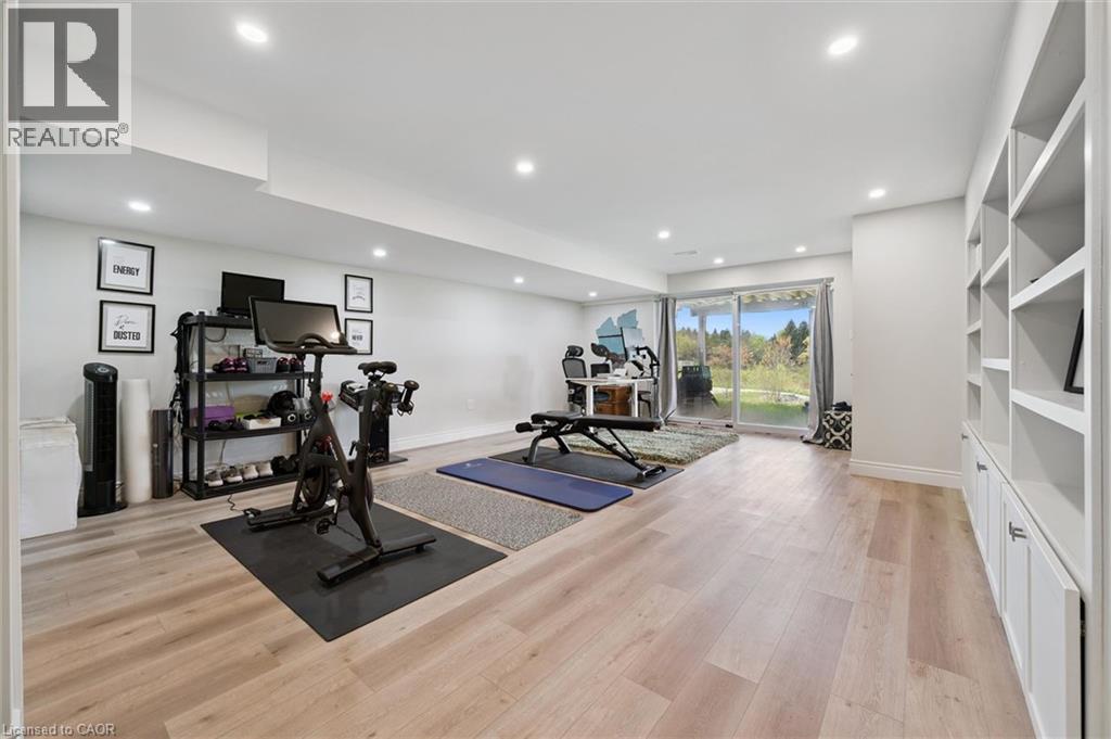 873 Robert Ferrie Drive, Kitchener, ON - Indoor Photo Showing Gym Room