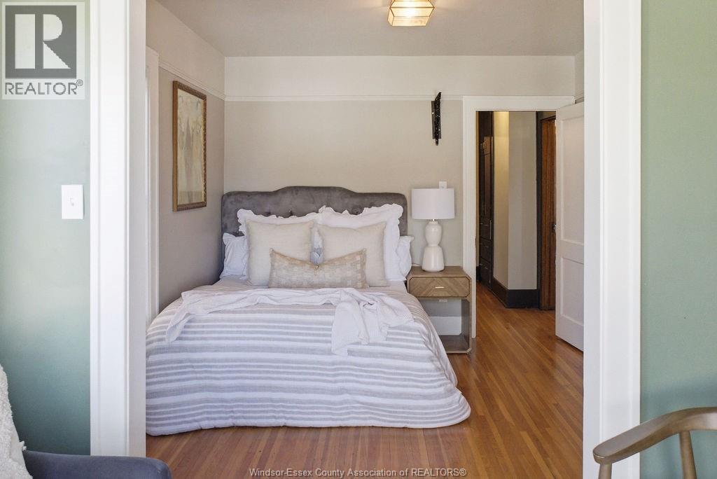 557 Moy Ave, Windsor, ON - Indoor Photo Showing Bedroom