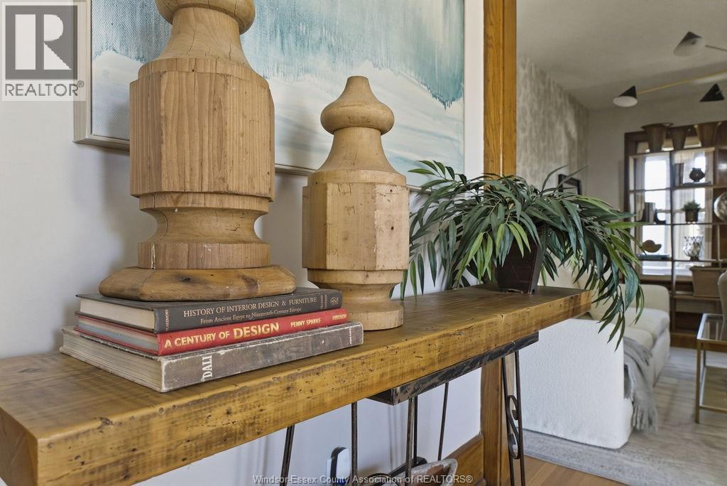 557 Moy Ave, Windsor, ON - Indoor Photo Showing Other Room