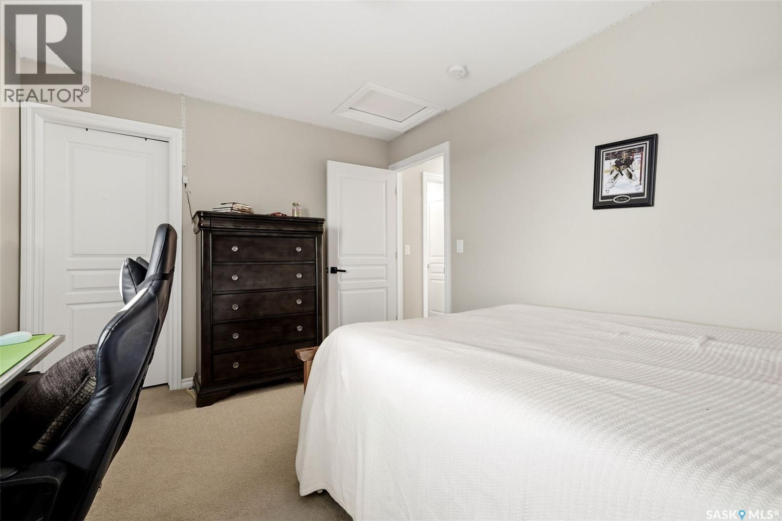 6902 Maple Vista Drive, Regina, SK - Indoor Photo Showing Bedroom