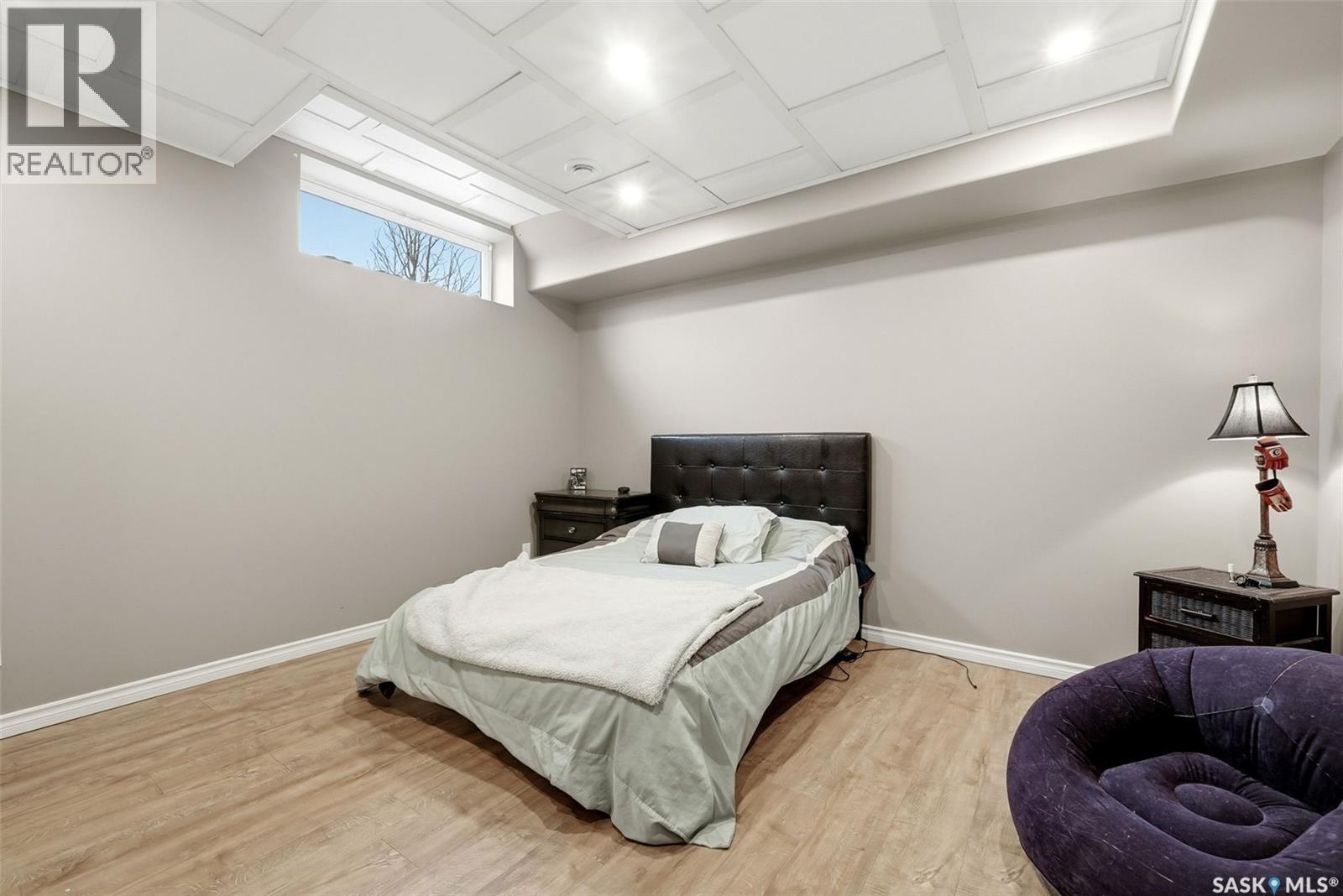 6902 Maple Vista Drive, Regina, SK - Indoor Photo Showing Bedroom