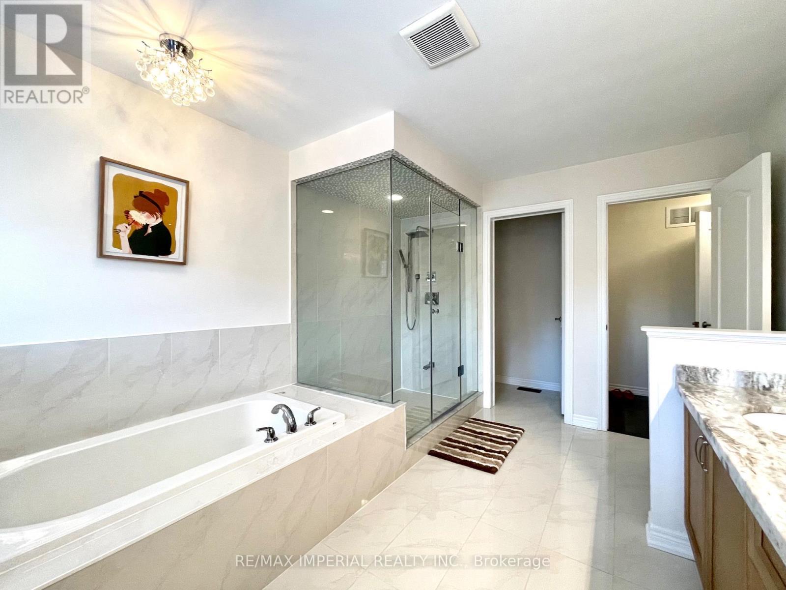 3 Collier Crescent, Markham, ON - Indoor Photo Showing Bathroom