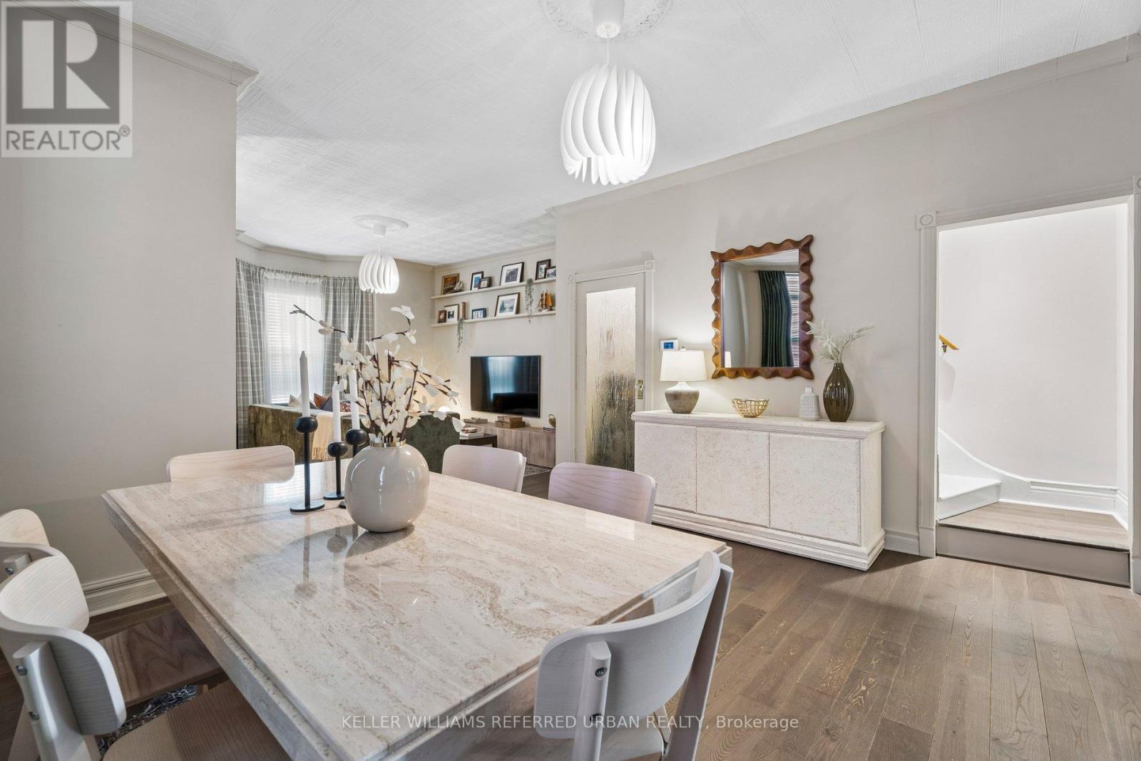 84 Smith Avenue, Hamilton, ON - Indoor Photo Showing Dining Room