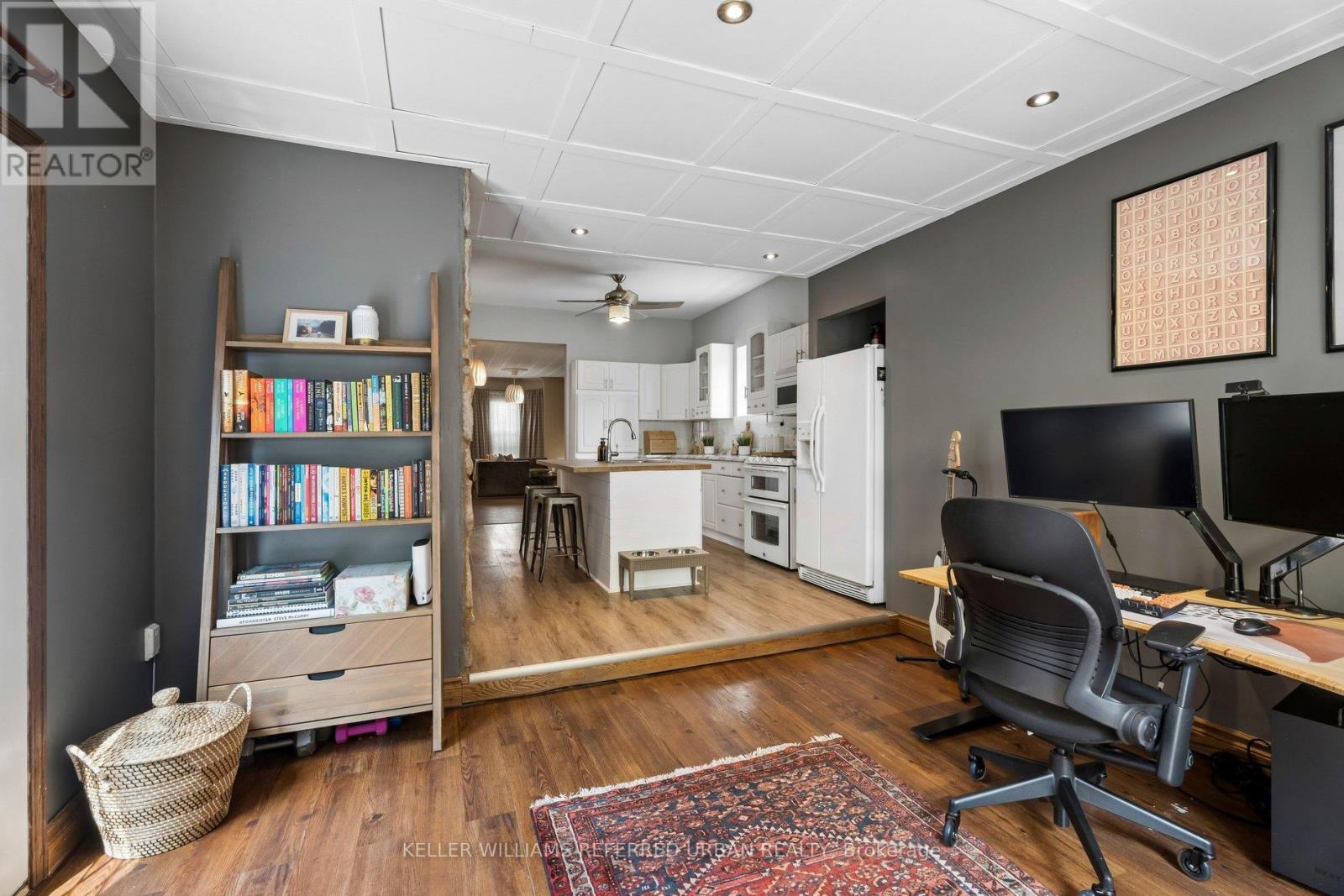 84 Smith Avenue, Hamilton, ON - Indoor Photo Showing Office