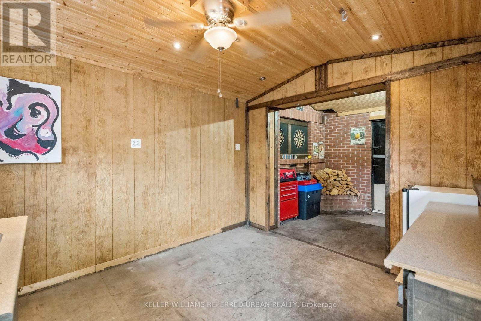 84 Smith Avenue, Hamilton, ON - Indoor