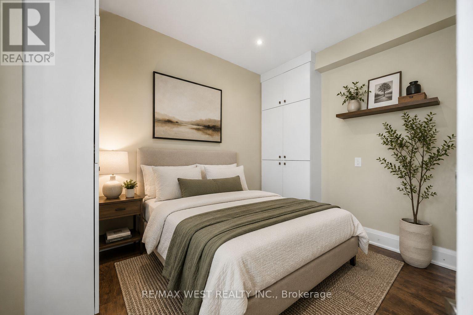 Main Level Bedroom (Nanny / In-law Suite / Office) - 35 Conifer Drive, Toronto, ON - Indoor Photo Showing Bedroom