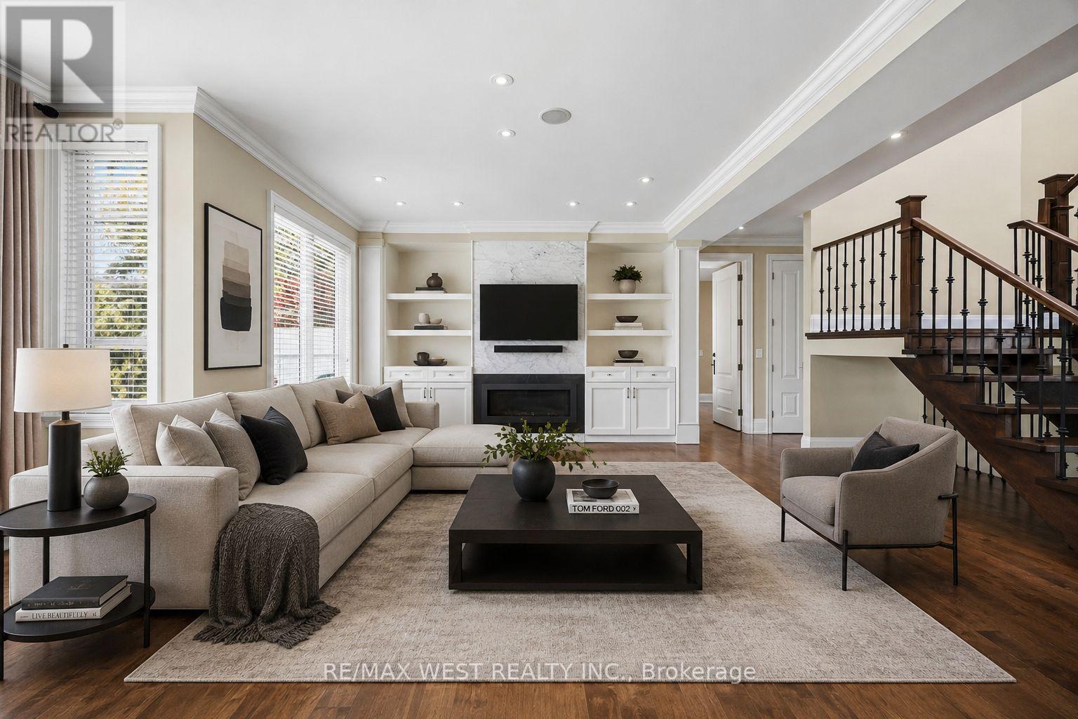 Living Room - 35 Conifer Drive, Toronto, ON - Indoor Photo Showing Living Room