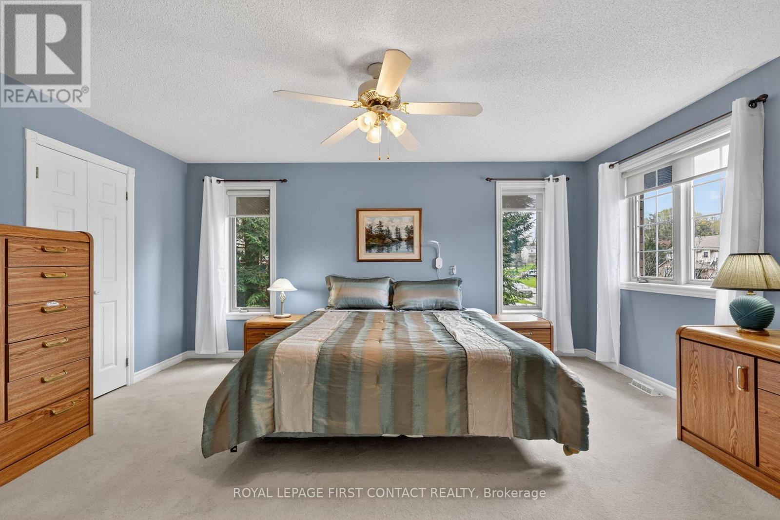 23 Mcfadden Drive, Springwater, ON - Indoor Photo Showing Bedroom
