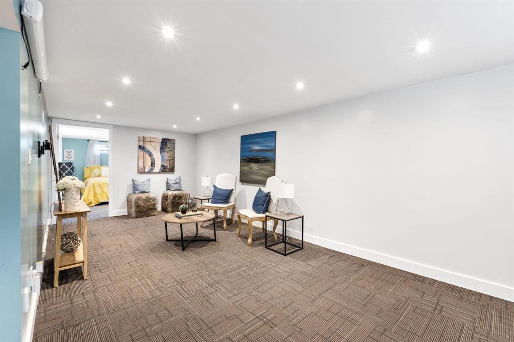 20 Barberry Road, Winnipeg, MB - Indoor Photo Showing Other Room