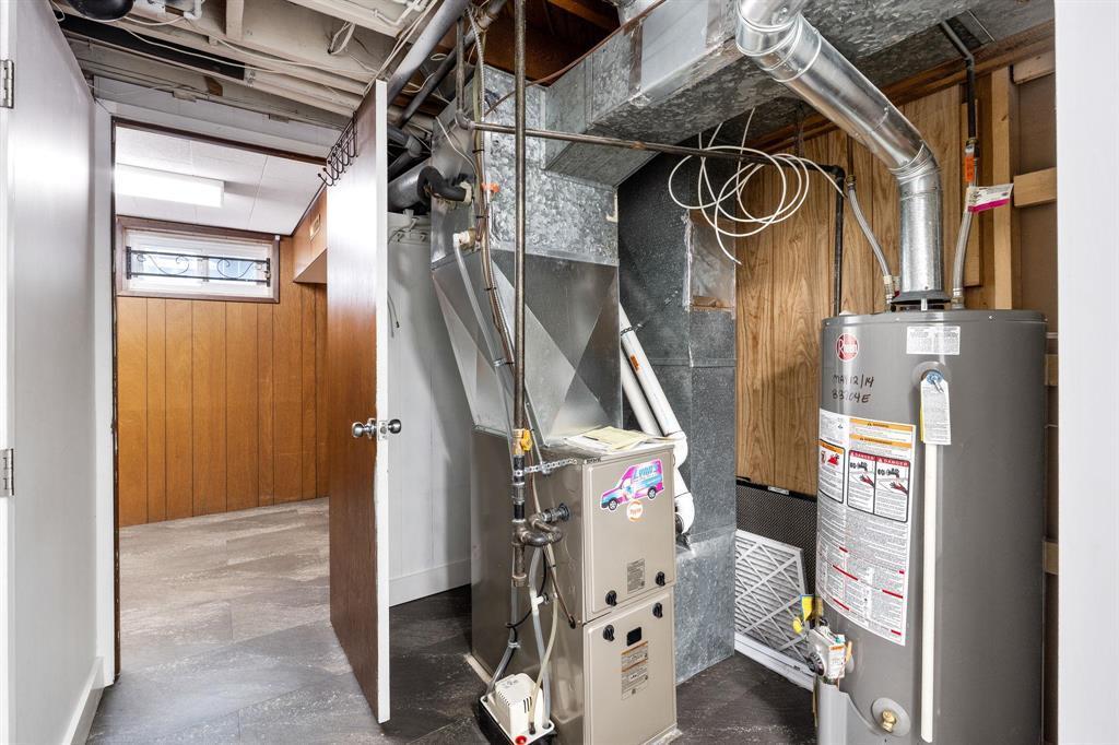 20 Barberry Road, Winnipeg, MB - Indoor Photo Showing Basement