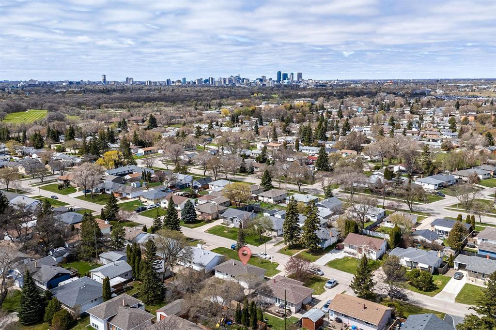 20 Barberry Road, Winnipeg, MB - Outdoor With View
