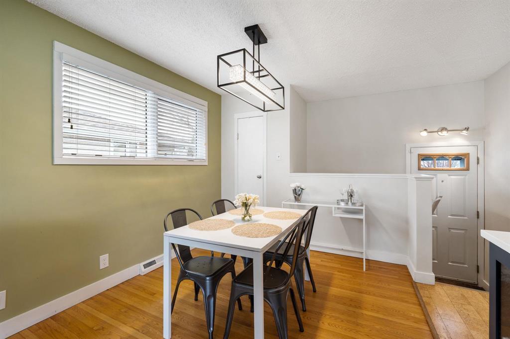 20 Barberry Road, Winnipeg, MB - Indoor Photo Showing Dining Room