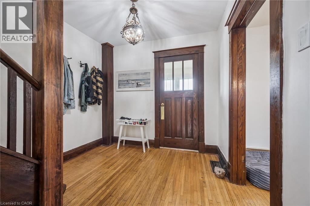 9 Spadina Road E, Kitchener, ON - Indoor Photo Showing Other Room