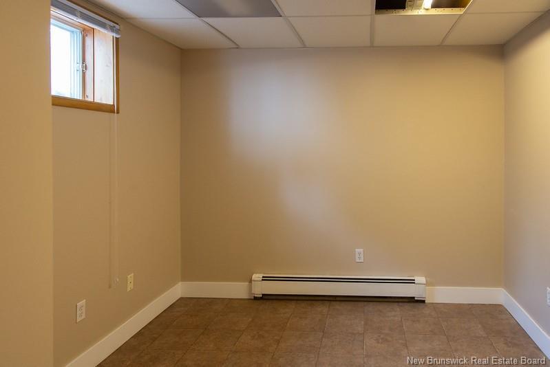 72 Hartt St, Fredericton, NB