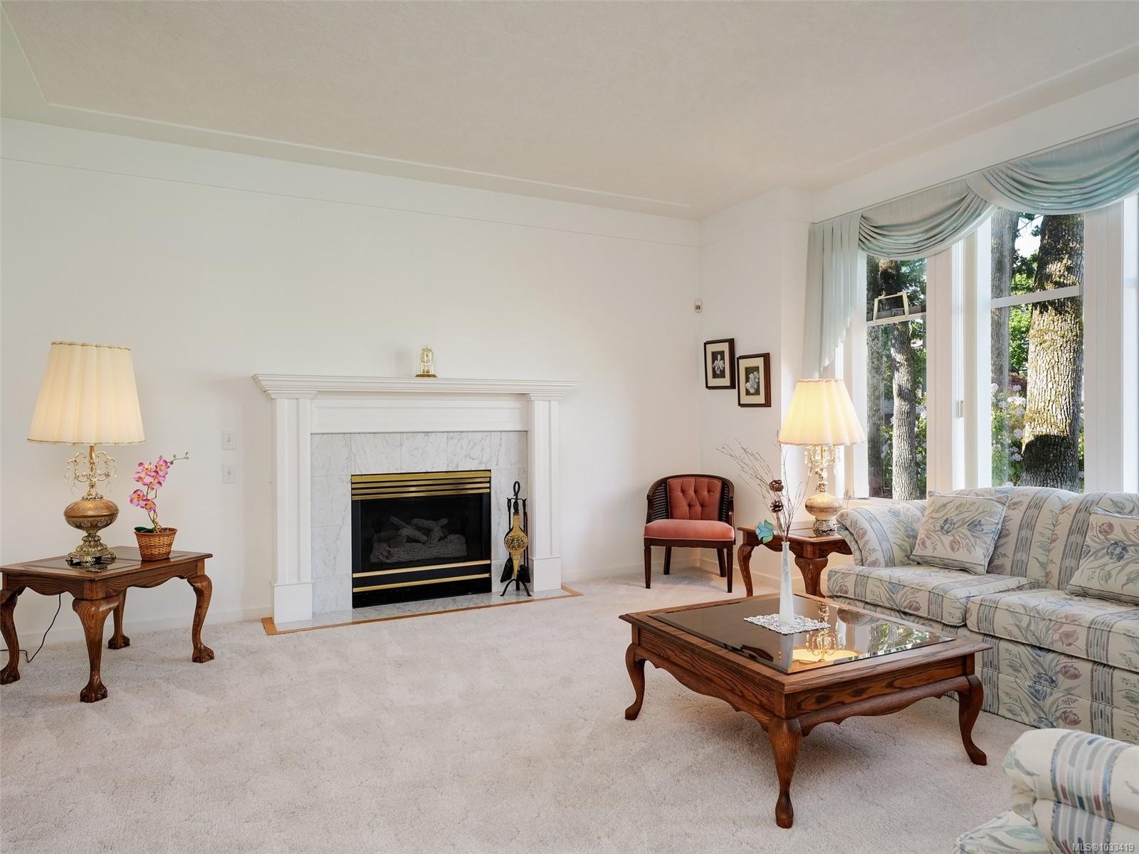 1537 Eric Rd, Saanich, BC