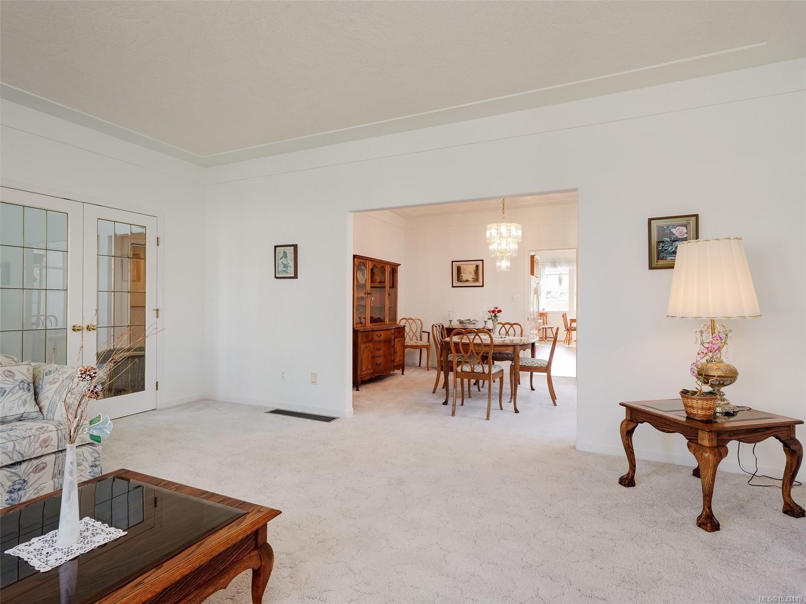 1537 Eric Rd, Saanich, BC