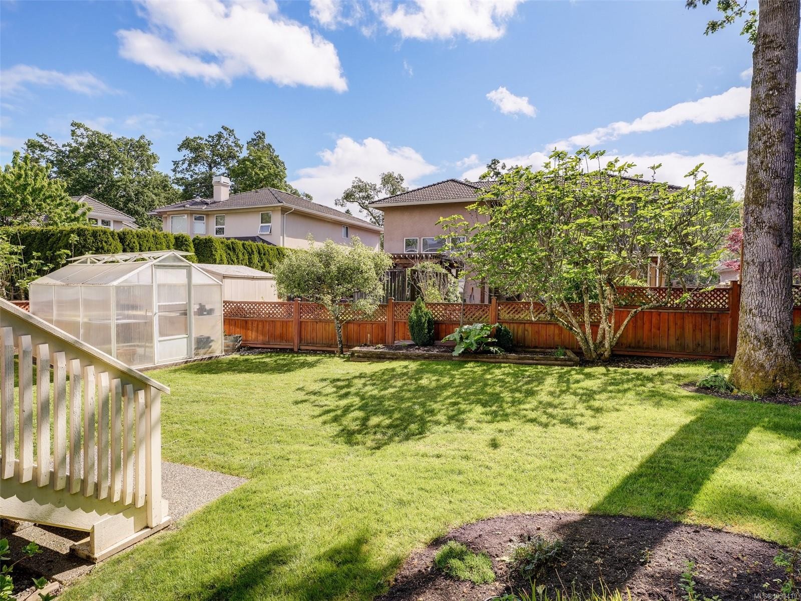 1537 Eric Rd, Saanich, BC