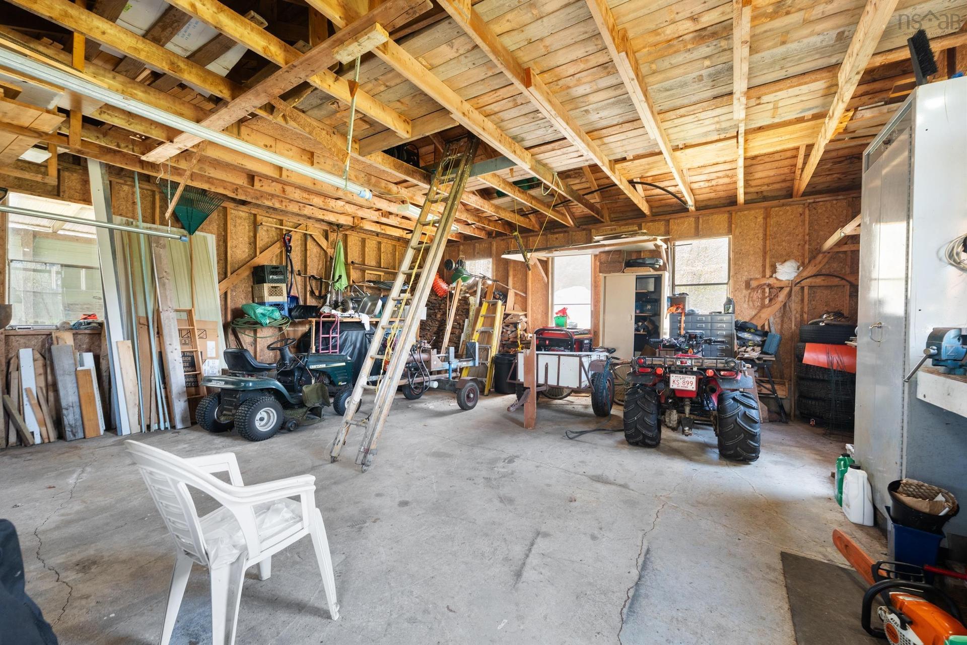 2096 North Range Crossroad, South Range, NS