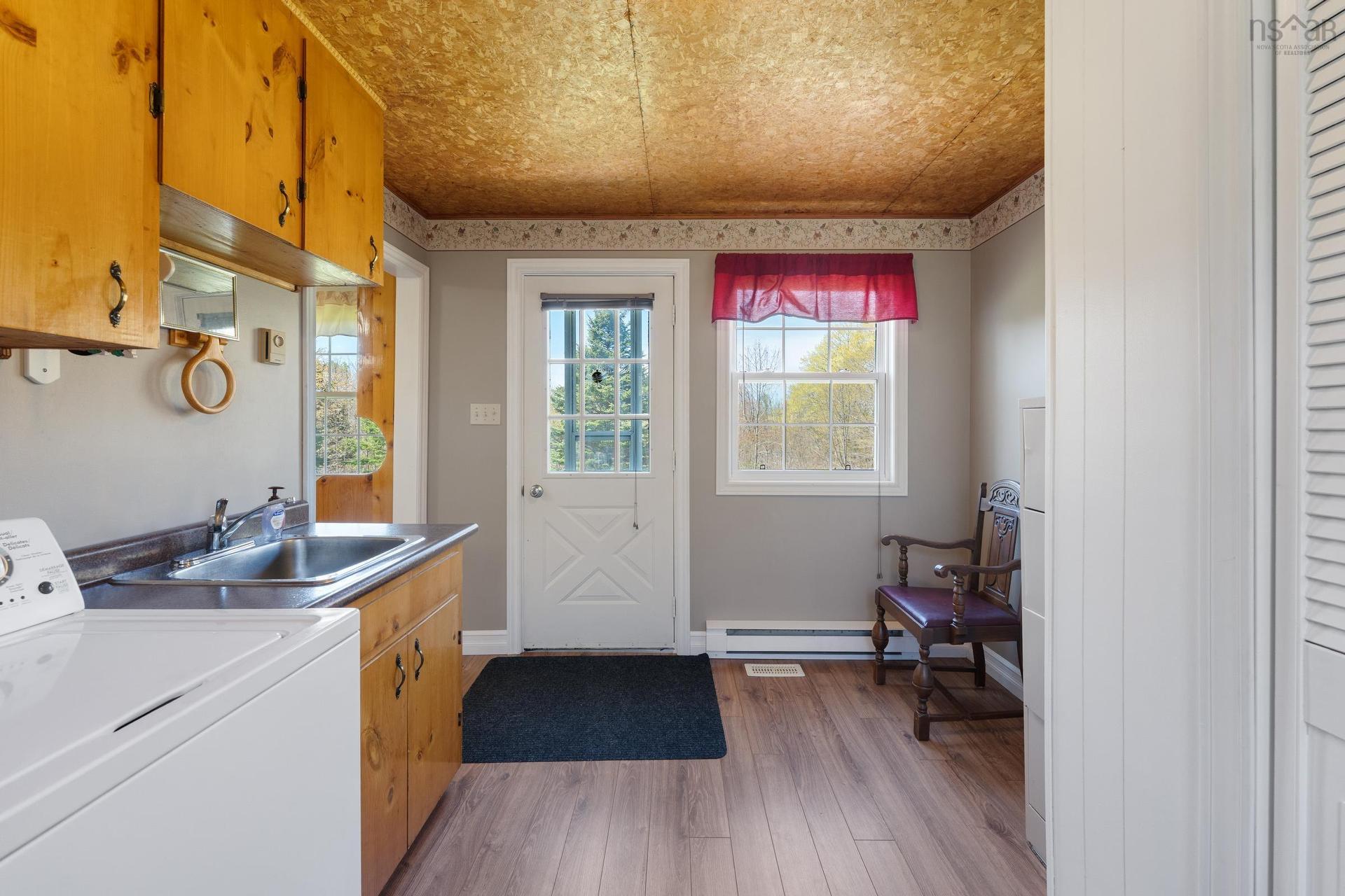 2096 North Range Crossroad, South Range, NS