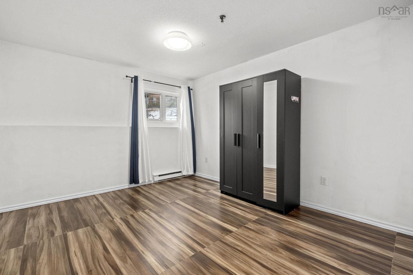 210 3600 John Par Drive, Halifax, NS