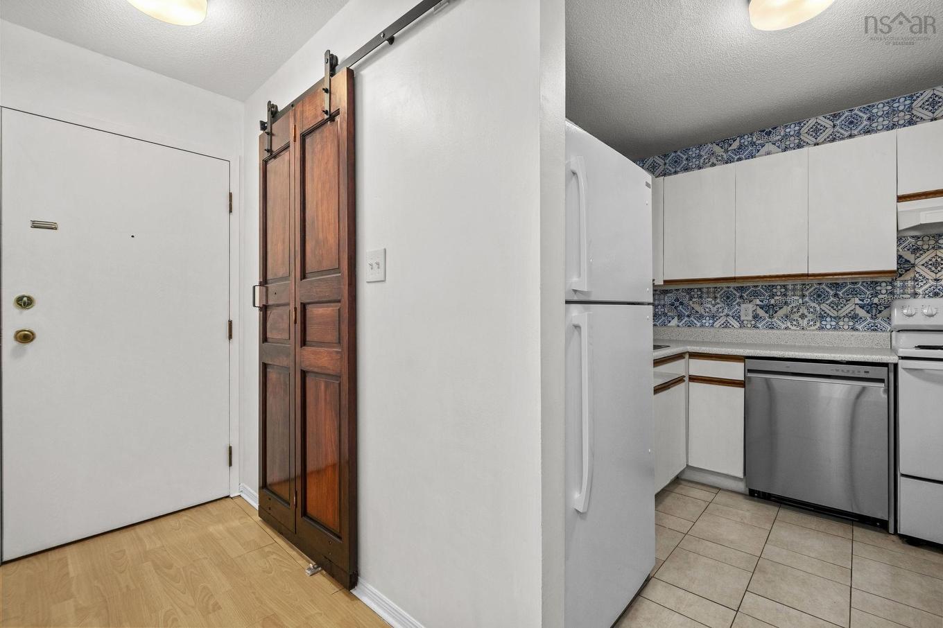 210 3600 John Par Drive, Halifax, NS