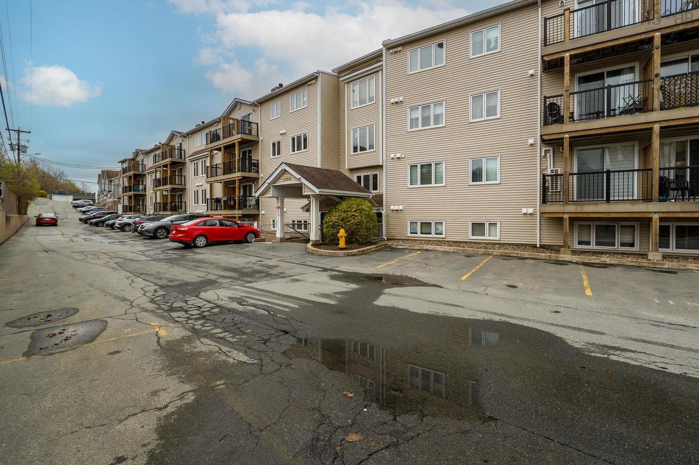 210 3600 John Par Drive, Halifax, NS
