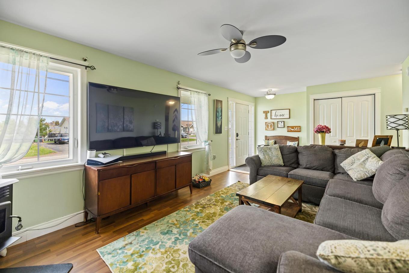 26 Hillside Meadows, Cornwall, PE