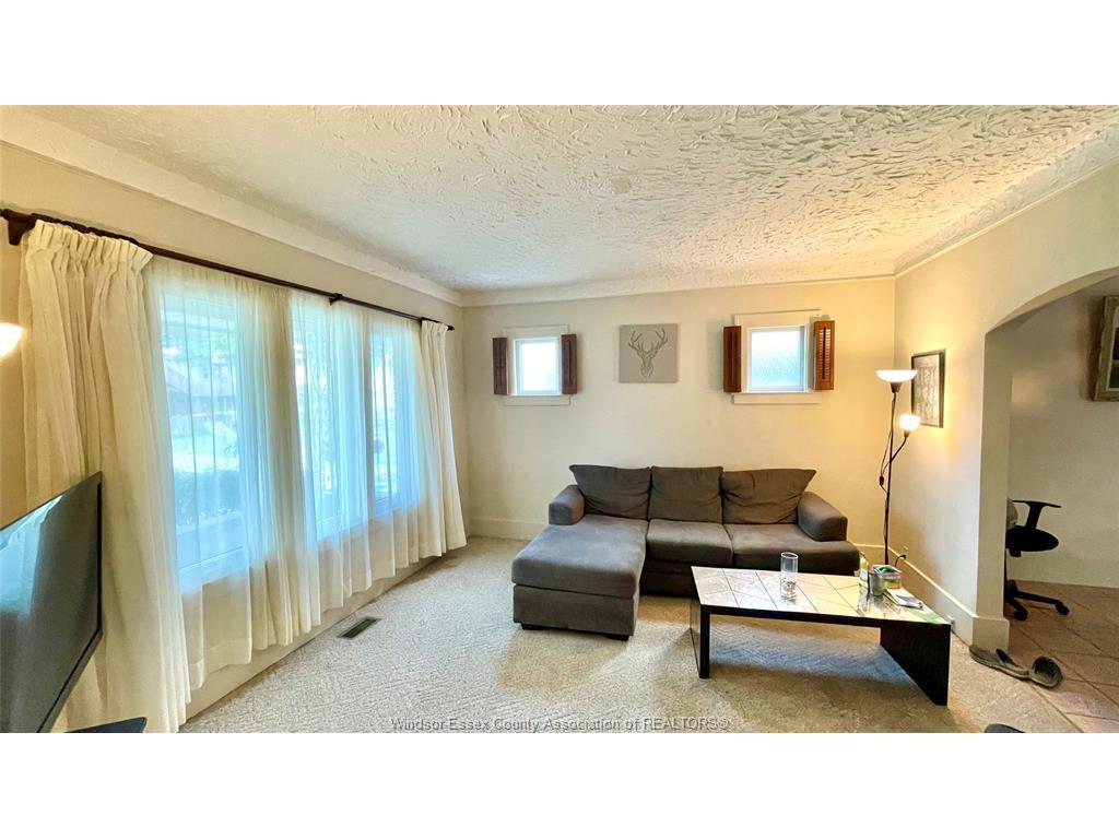 741 Partington, Windsor, ON