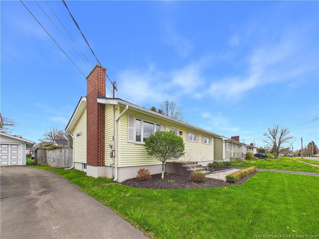 156 Sumner, Moncton, NB
