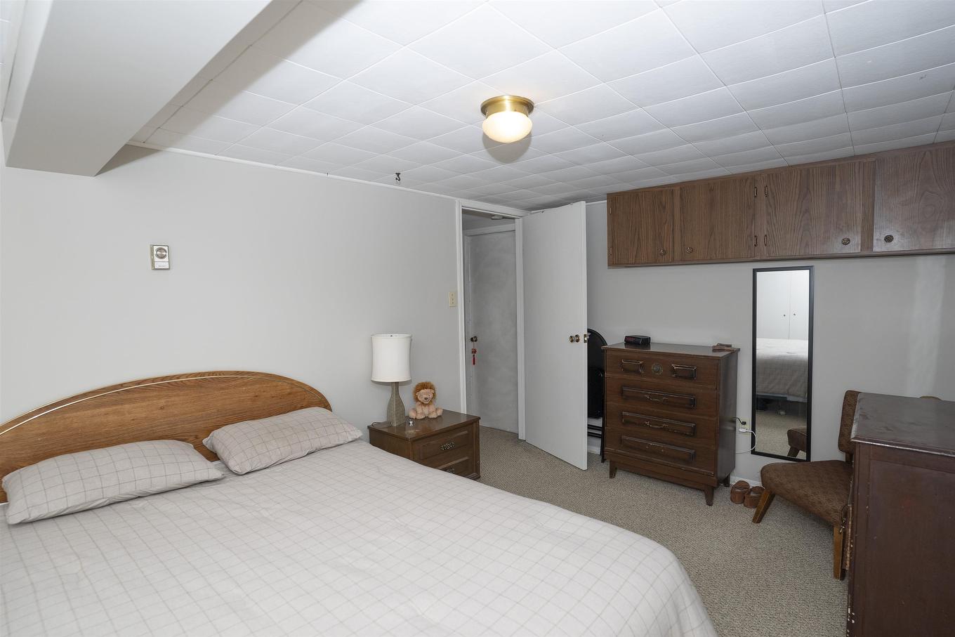 237 Windemere Avenue S, Thunder Bay, ON - Indoor Photo Showing Bedroom